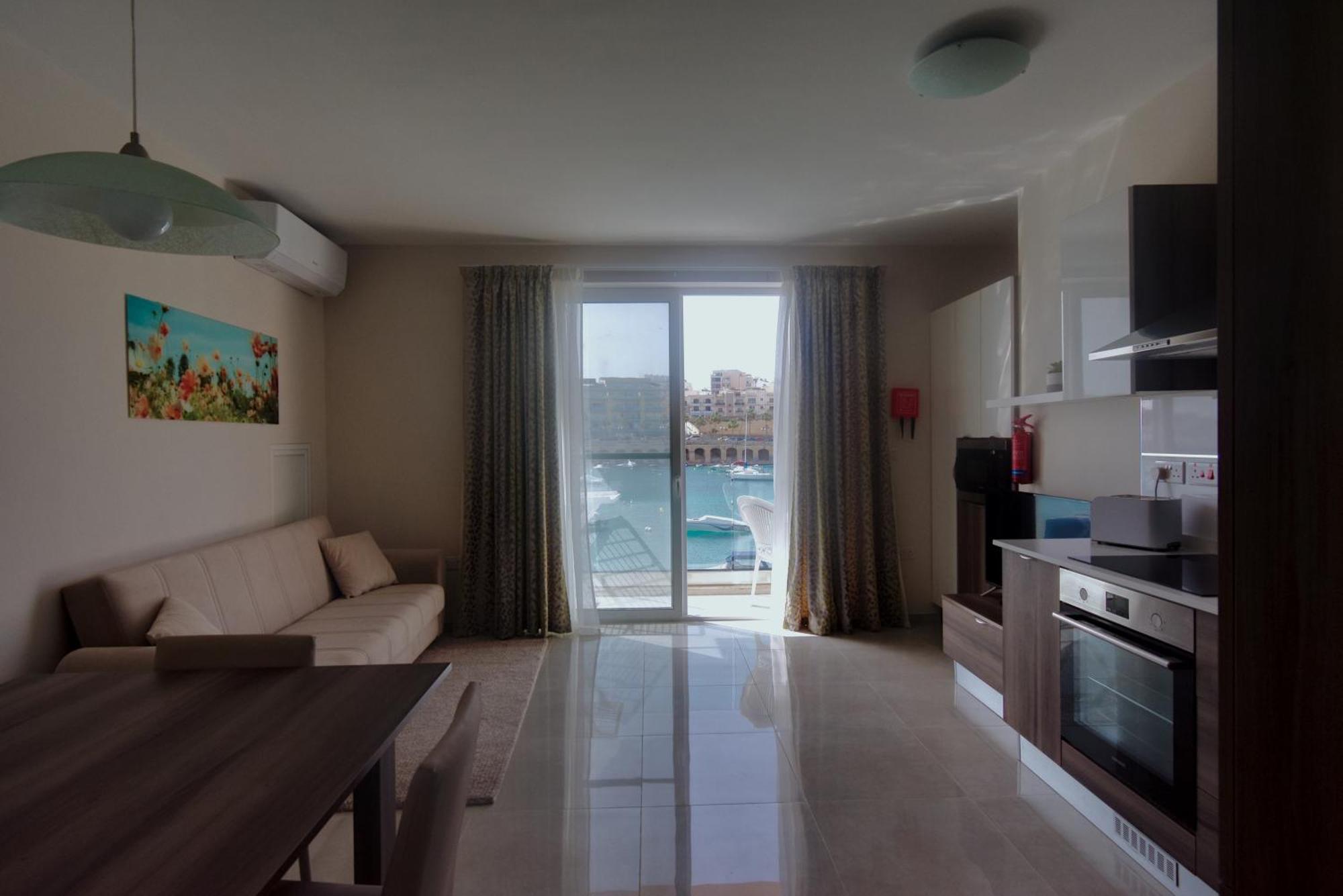Marbella - Seafront - Wifi *